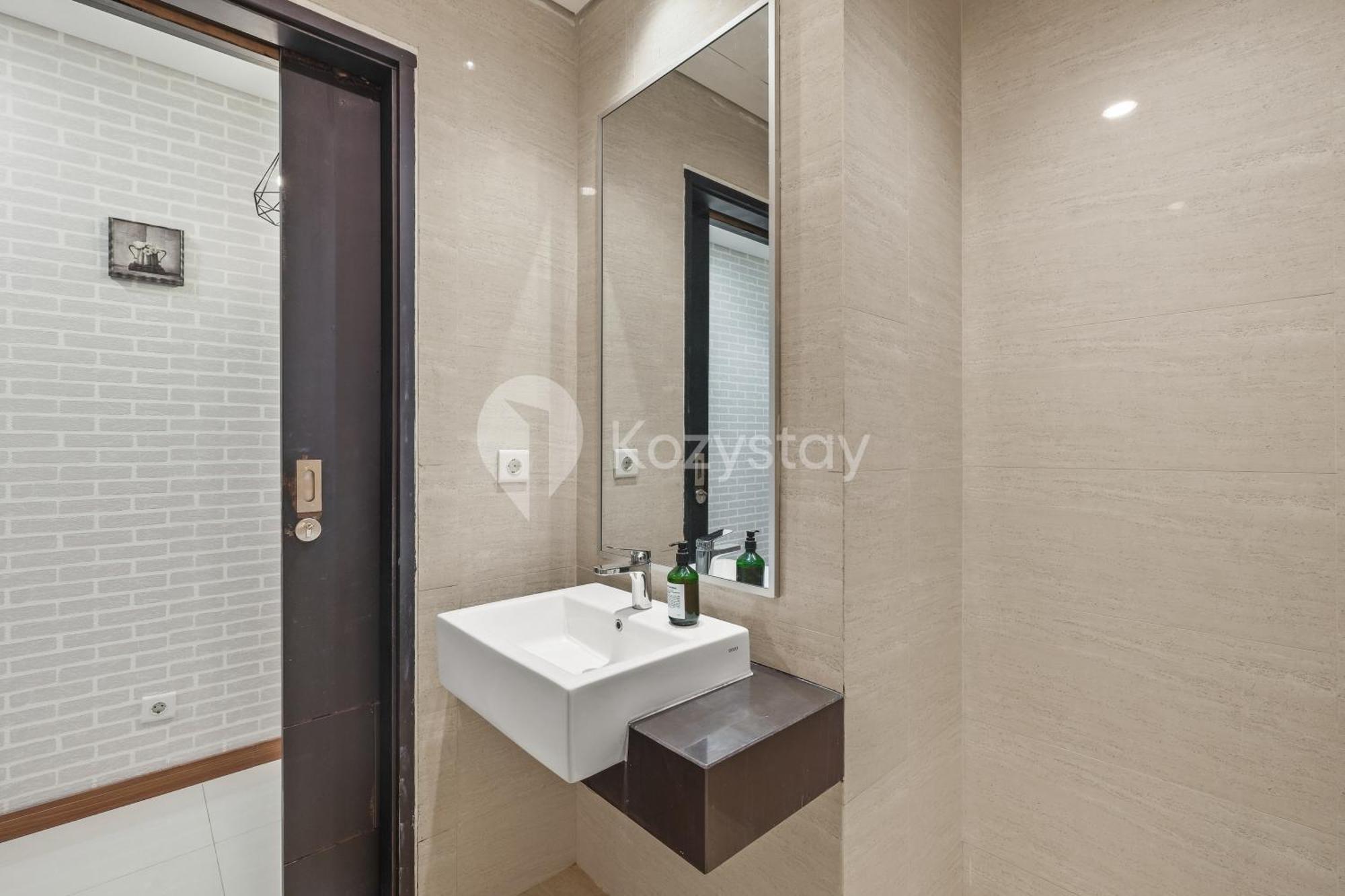 Meadow By Kozystay - Newly Renovated - Kebon Jeruk จาการ์ตา ภายนอก รูปภาพ